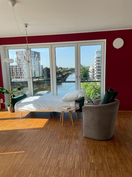 אולדנבורג Penthouse-Wohnung Mit Flussblick מראה חיצוני תמונה